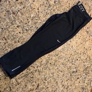 Nike Dri-Fit Leggings | Inseam 23” | Back Zip Pocket | Reflective Trim | Medium